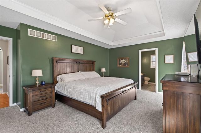 417 E College Street, Odessa, MO 64076