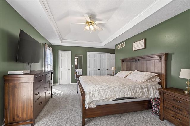 417 E College Street, Odessa, MO 64076