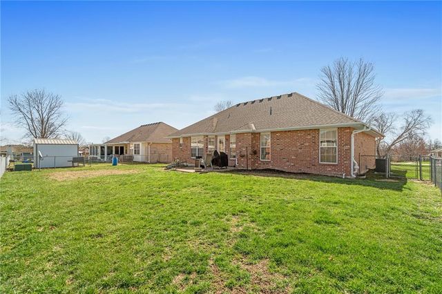 417 E College Street, Odessa, MO 64076