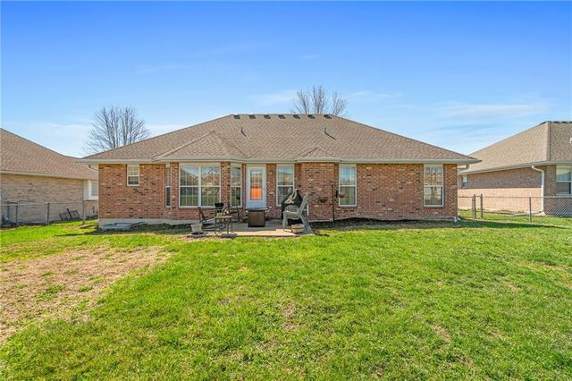417 E College Street, Odessa, MO 64076