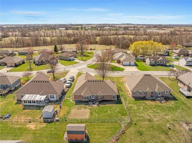 417 E College Street, Odessa, MO 64076