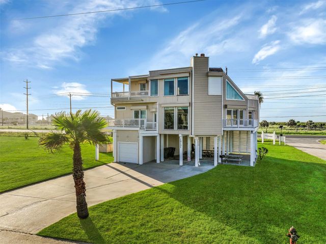 19131 Kahala Drive, Galveston, TX 77554