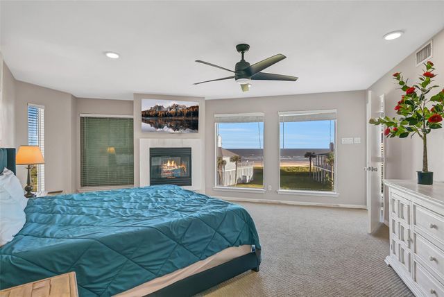 19131 Kahala Drive, Galveston, TX 77554