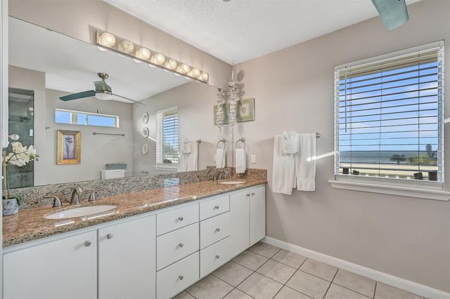 19131 Kahala Drive, Galveston, TX 77554