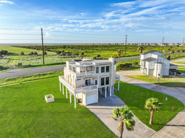 19131 Kahala Drive, Galveston, TX 77554