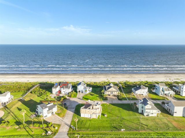 19131 Kahala Drive, Galveston, TX 77554