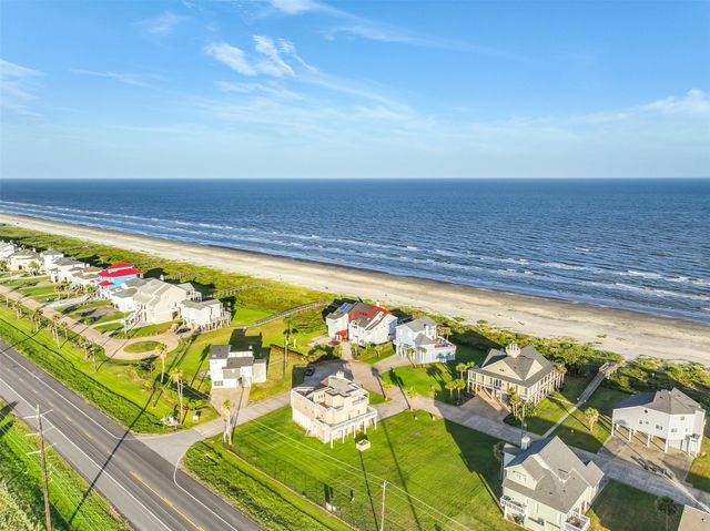 19131 Kahala Drive, Galveston, TX 77554