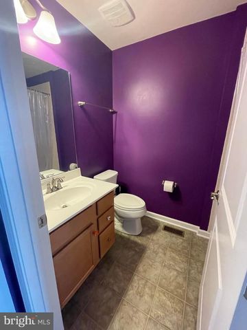 44 TOLLERTON TRL, Falling Waters, WV 25419