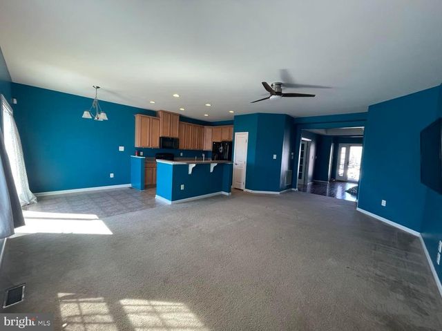 44 TOLLERTON TRL, Falling Waters, WV 25419