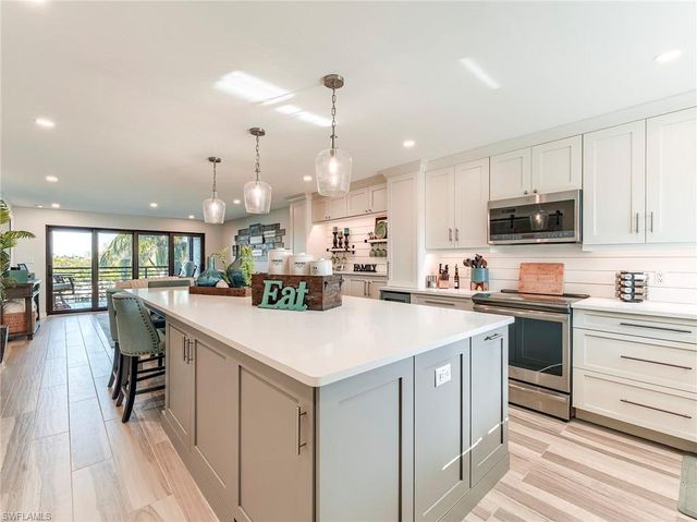 226 3rd ST 215, Bonita Springs, FL 34134