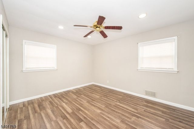 14 Hudson St, Bergenfield Boro, NJ 07621