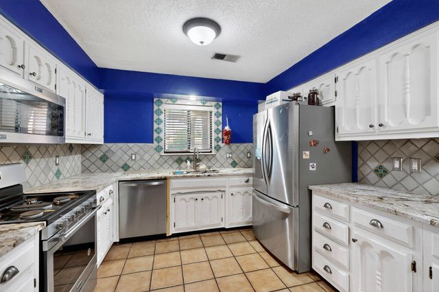 2009 TWISTED JUNIPER Road SE, Rio Rancho, NM 87124