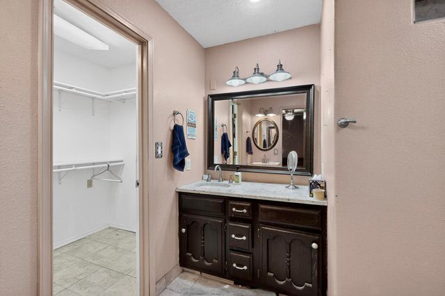 2009 TWISTED JUNIPER Road SE, Rio Rancho, NM 87124