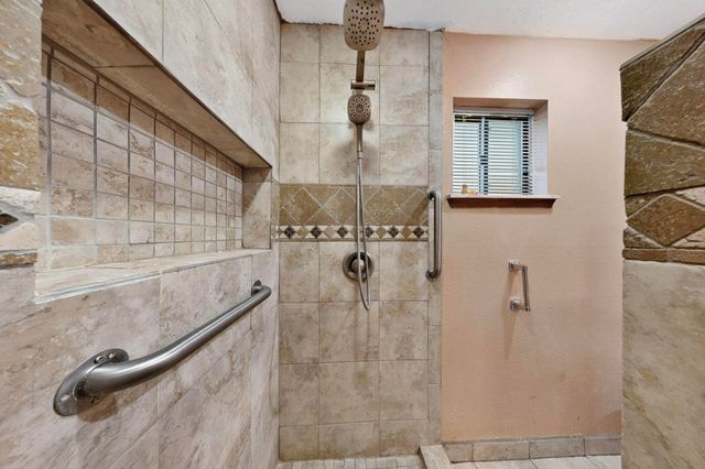 2009 TWISTED JUNIPER Road SE, Rio Rancho, NM 87124