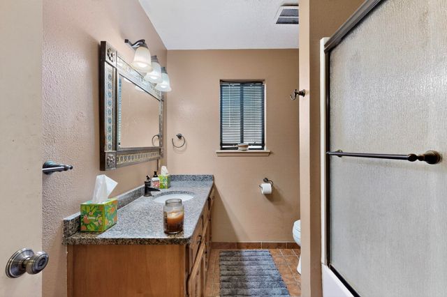 2009 TWISTED JUNIPER Road SE, Rio Rancho, NM 87124