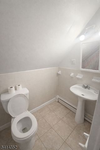 832 Parker St, Newark City, NJ 07104