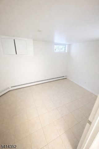 832 Parker St, Newark City, NJ 07104