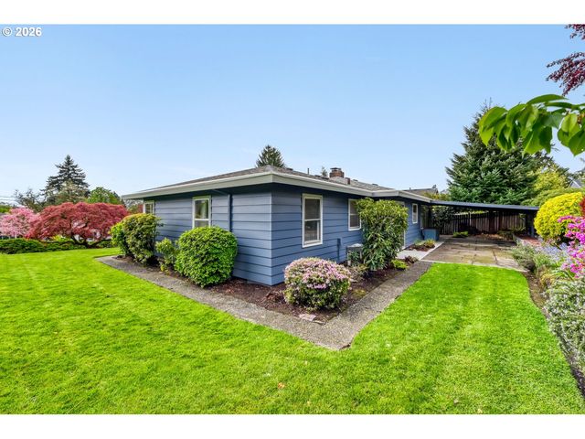 540 E FAIRFIELD St, Gladstone, OR 97027