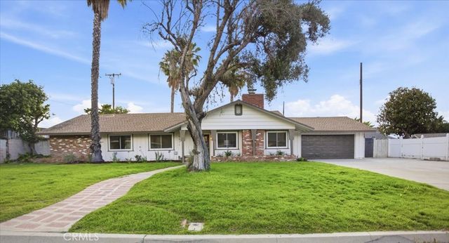 5871 Geremander Avenue, Rialto, CA 92377