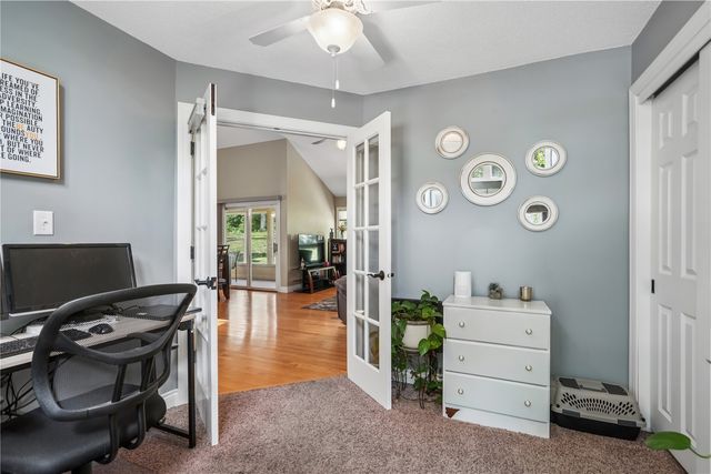 3740 Old Orchard Road NE, Cedar Rapids, IA 52402