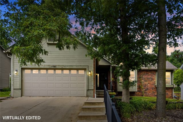 3740 Old Orchard Road NE, Cedar Rapids, IA 52402