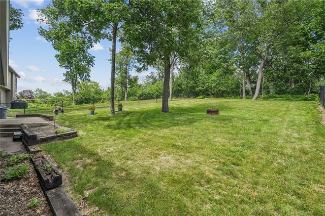 3740 Old Orchard Road NE, Cedar Rapids, IA 52402