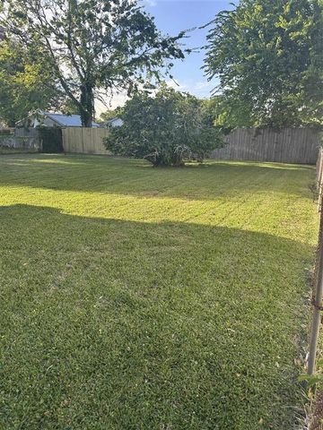 1029 Sycamore Street, Lake Charles, LA 70601