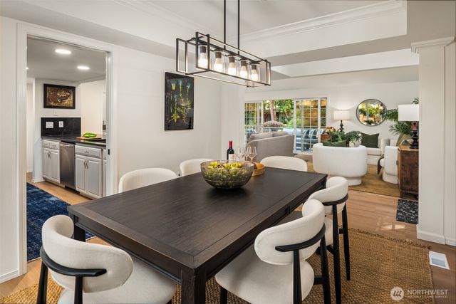 11405 NE 104th Street, Kirkland, WA 98033