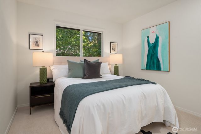 11405 NE 104th Street, Kirkland, WA 98033