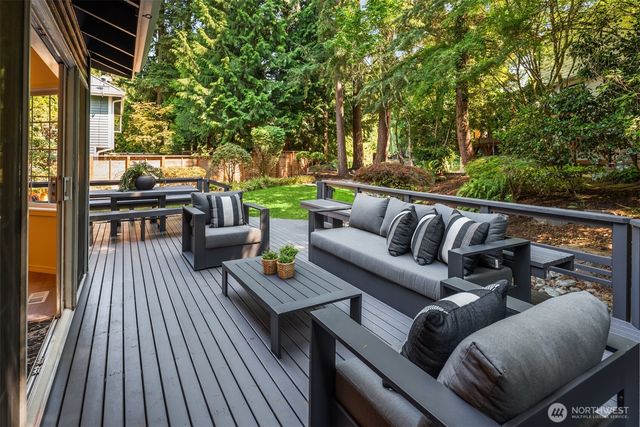 11405 NE 104th Street, Kirkland, WA 98033