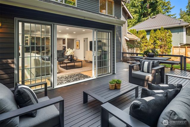 11405 NE 104th Street, Kirkland, WA 98033