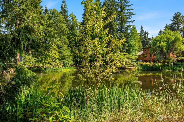 11405 NE 104th Street, Kirkland, WA 98033
