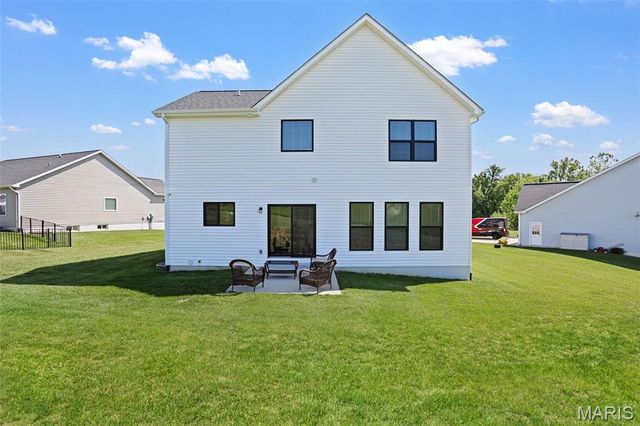 211 Grand Vista Court, Edwardsville, IL 62025