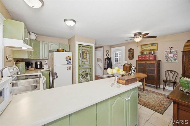 509 E Winter Avenue, Greenville, IL 62246