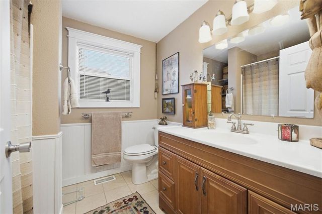 509 E Winter Avenue, Greenville, IL 62246