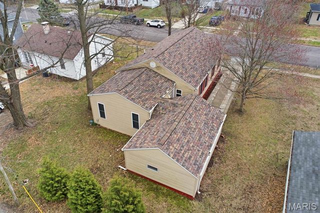 509 E Winter Avenue, Greenville, IL 62246