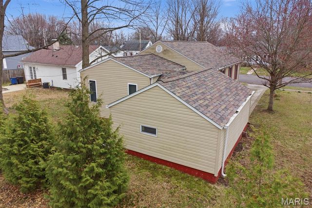 509 E Winter Avenue, Greenville, IL 62246