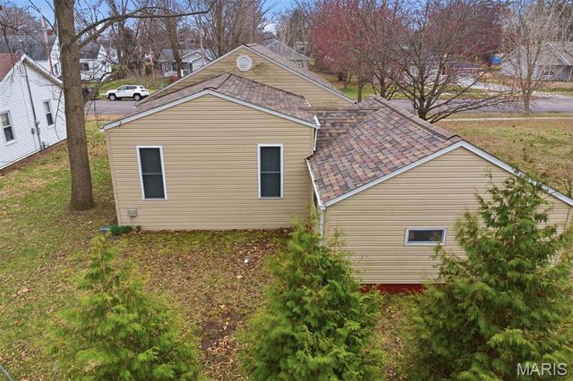 509 E Winter Avenue, Greenville, IL 62246