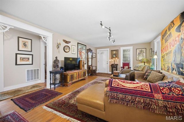 509 E Winter Avenue, Greenville, IL 62246