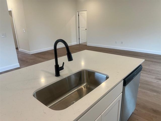 2033 Brush Creek Way, Newcastle, OK 73065