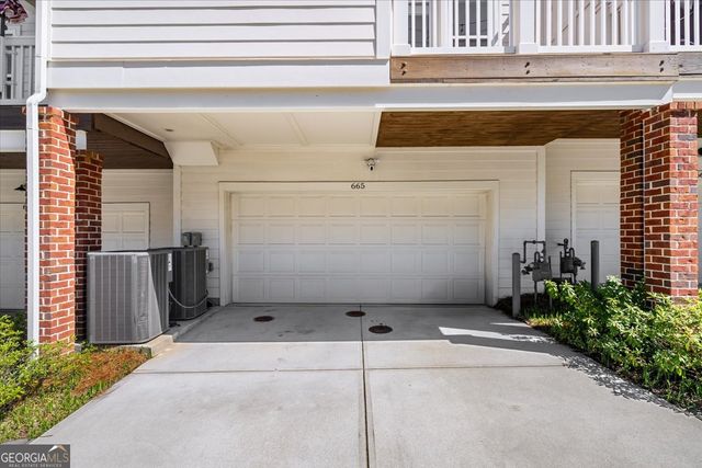 665 Brennan Drive, Decatur, GA 30033