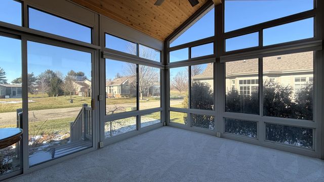 3223 N Briar Leaf Court, La Porte, IN 46350