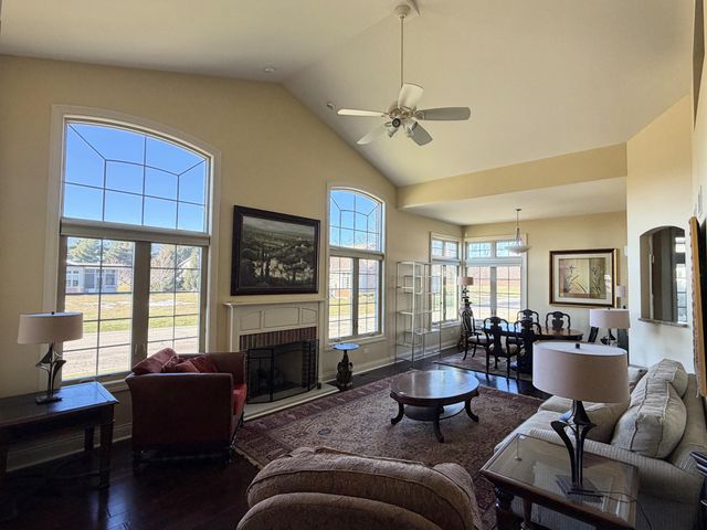 3223 N Briar Leaf Court, La Porte, IN 46350