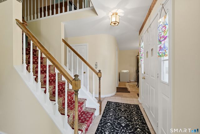 6 Warren Drive 6, Seymour, CT 06483