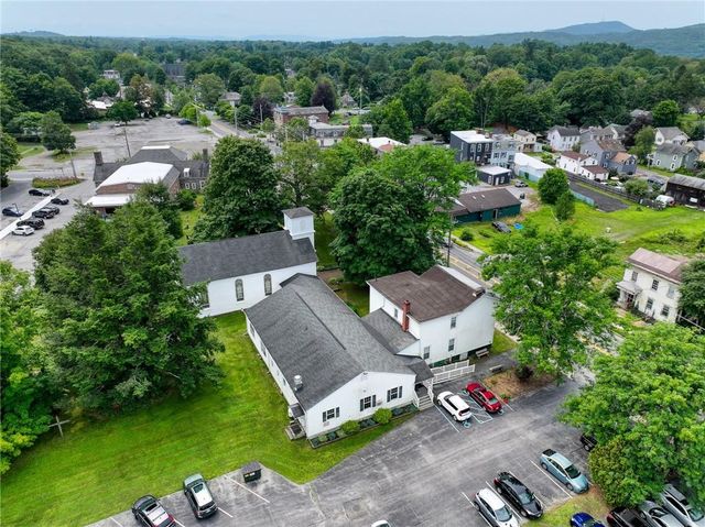 4408 Albany Post Road, Hyde Park, NY 12538