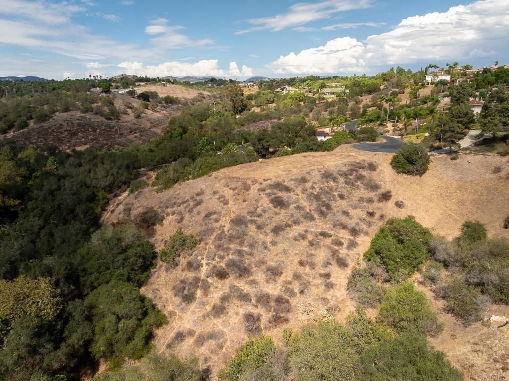 2202 Calle Dos Lomas, Fallbrook, CA 92028 — photo 5