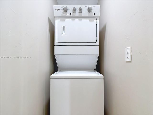 177 Village Circle, Other City - In The State Of Florida, FL 33935