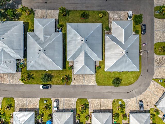 177 Village Circle, Other City - In The State Of Florida, FL 33935