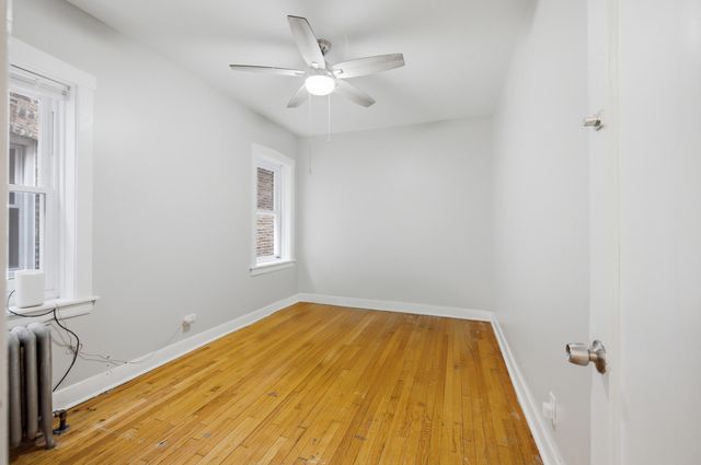 5233 W Potomac Avenue, Chicago, IL 60651