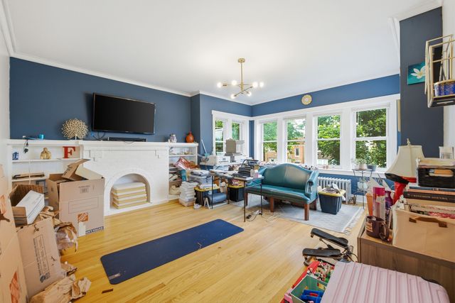 5233 W Potomac Avenue, Chicago, IL 60651
